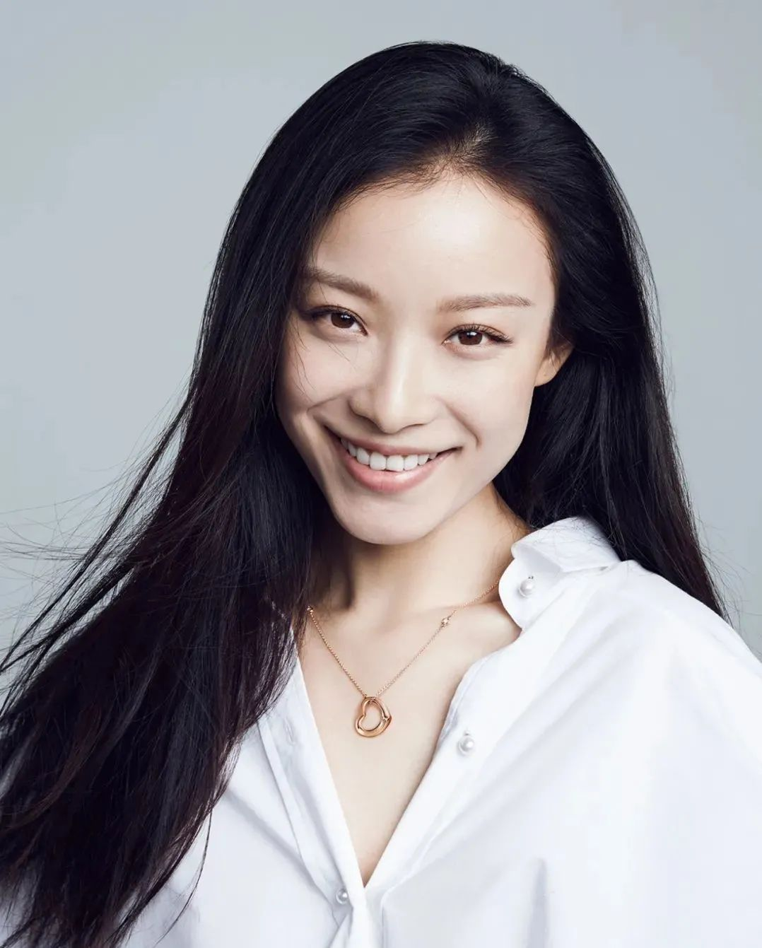 盘点女明星们那些闪闪发光的珠宝——倪妮(图13)