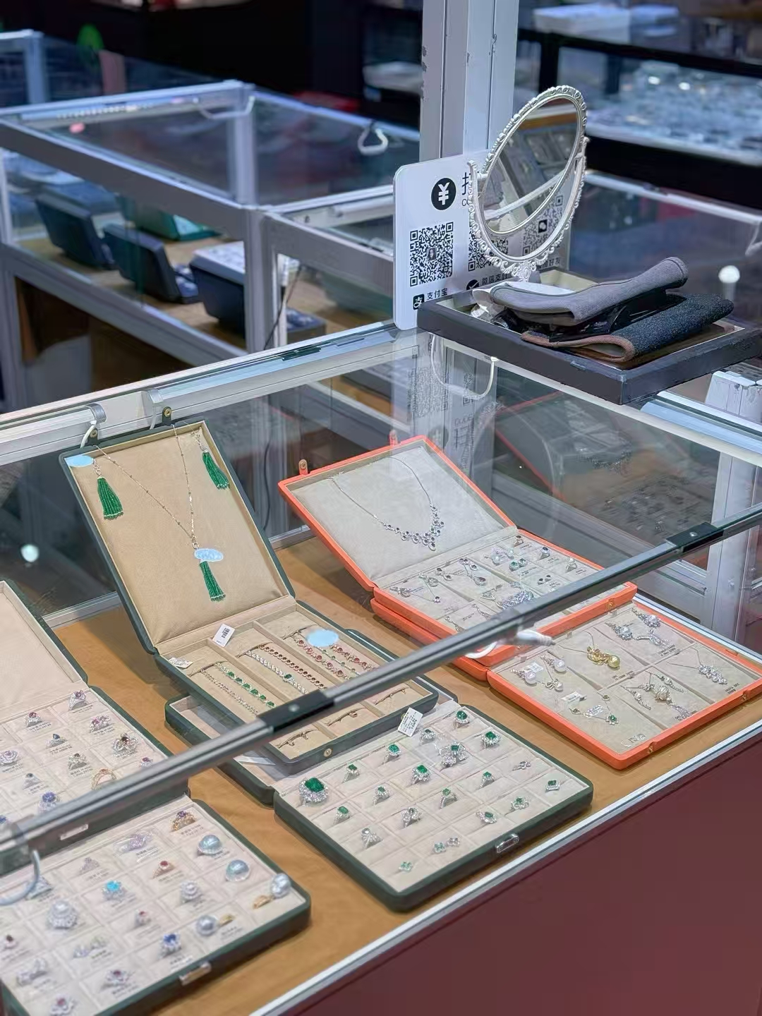 2025绮季艺术珠宝上海展(图5)